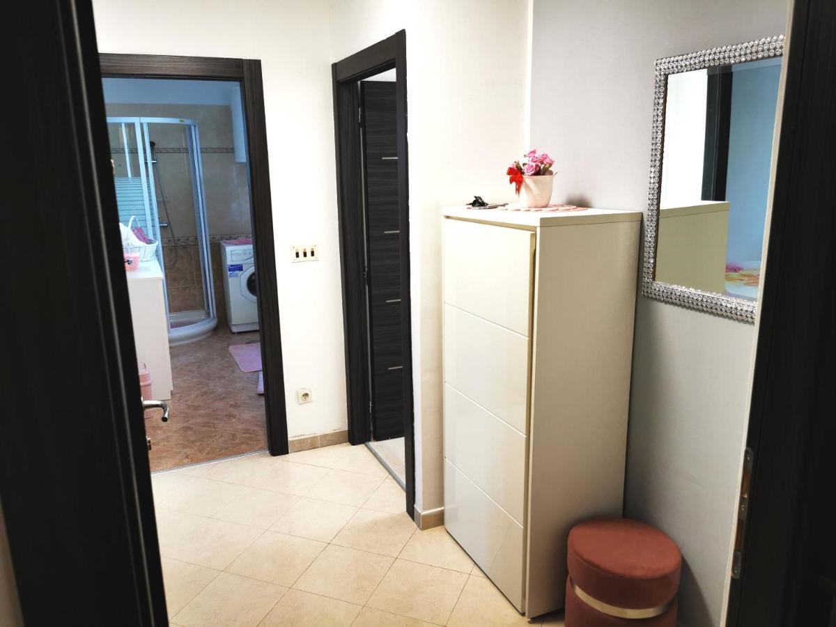 Apartment Tanja Porec Exterior photo
