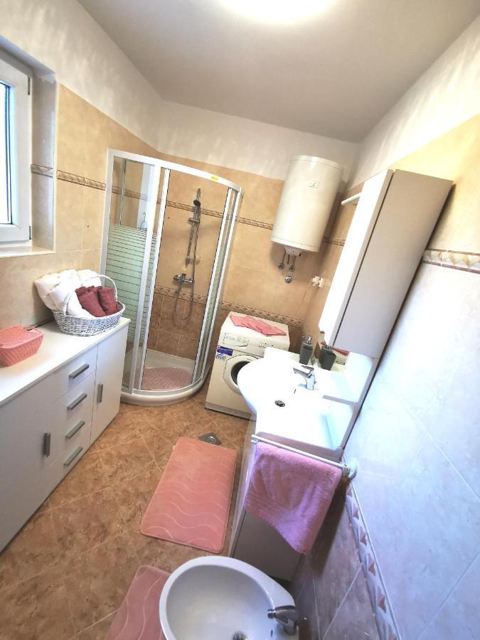 Apartment Tanja Porec Exterior photo