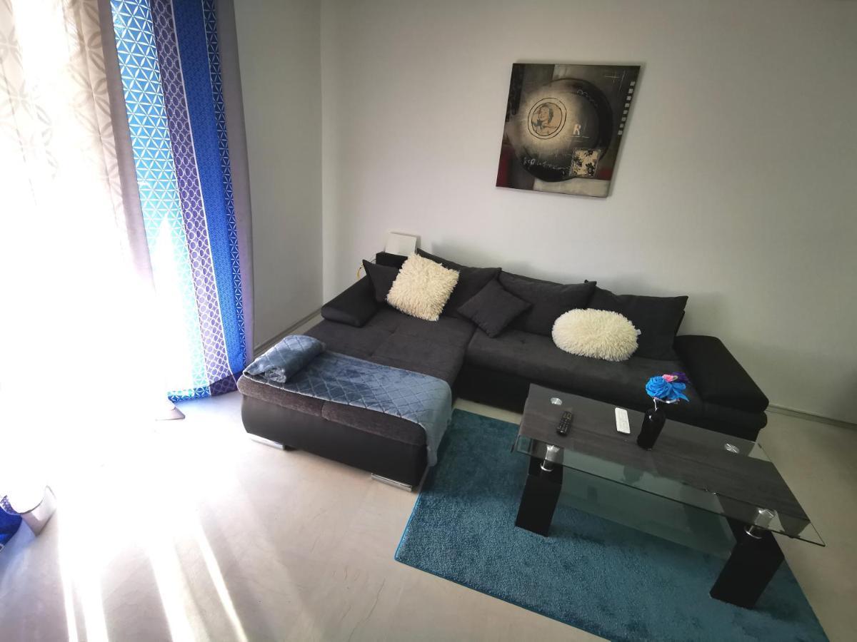 Apartment Tanja Porec Exterior photo